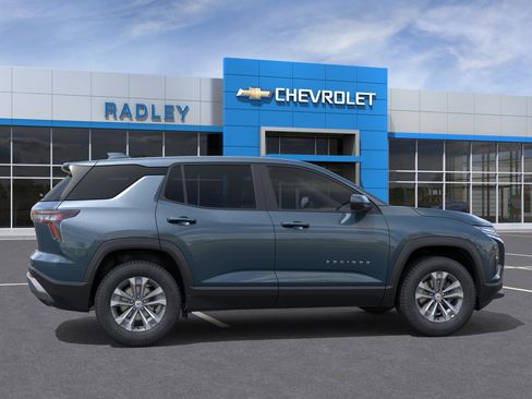 New 2026 Chevrolet Equinox LT FWD image 5