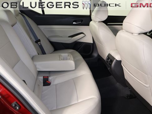 Used 2023 Nissan Altima 2.5 SL image 17