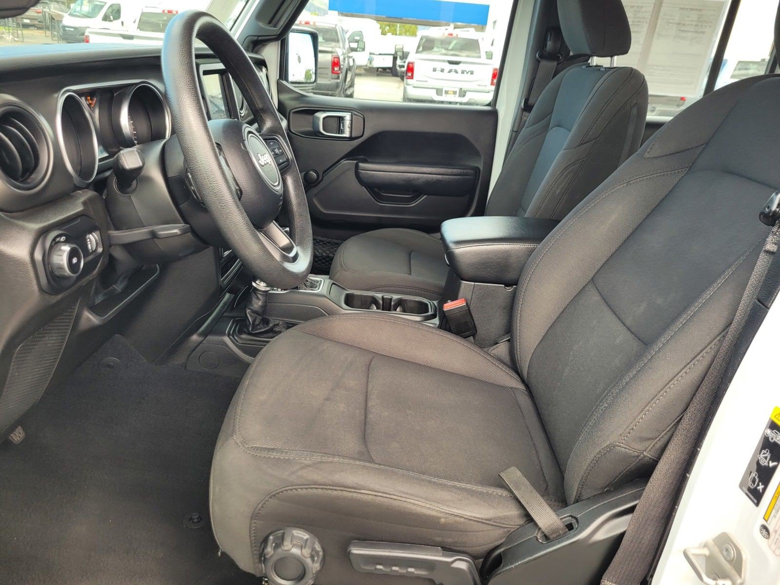 Used 2023 Jeep Wrangler Unlimited Sport AWD/4WD image 16