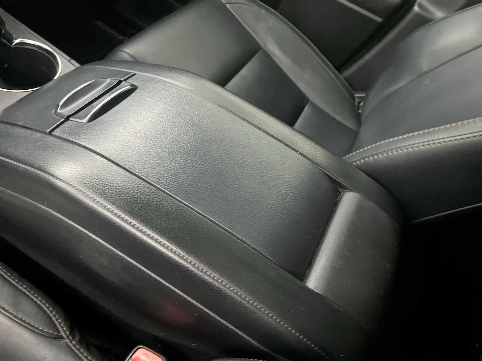 Used 2017 Toyota Highlander XLE AWD/4WD image 29