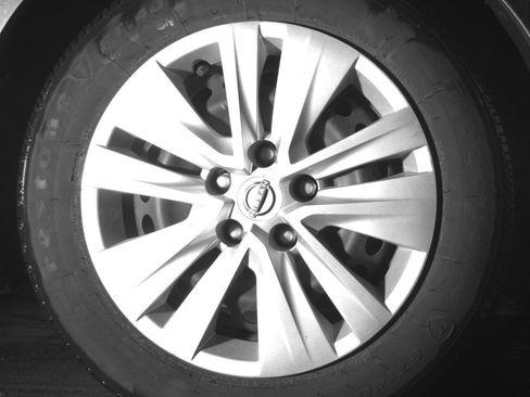 Used 2025 Nissan Sentra S FWD image 13