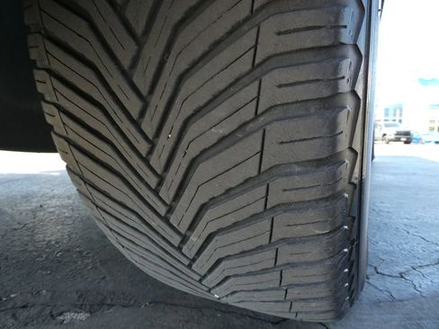 Used 2018 Toyota RAV4 Limited w/ Advanced Technology Package AWD/4WD image 12