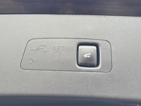 Certified 2024 Lincoln Corsair AWD w/ Equipment Group 101A image 29