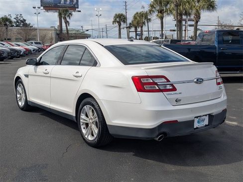 Used 2014 Ford Taurus SEL w/ Equipment Group 201A image 8