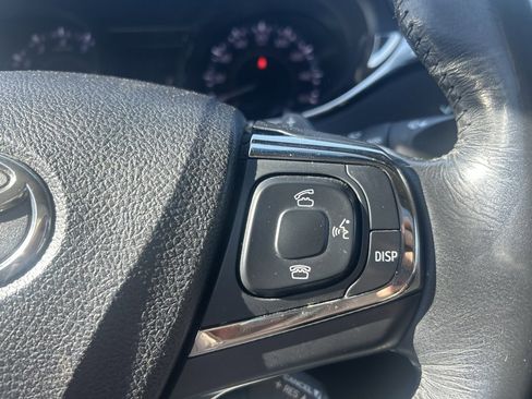 Used 2014 Toyota Avalon Limited image 18