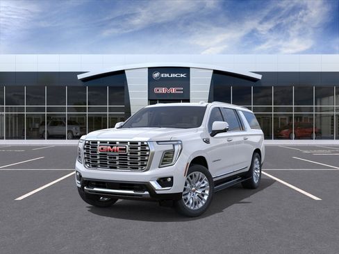 New 2026 GMC Yukon XL Denali w/ Denali Reserve Package AWD/4WD image 8