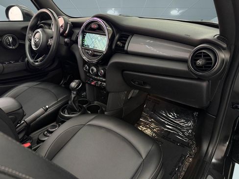 Used 2019 MINI Cooper Convertible image 22