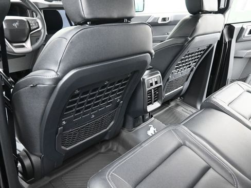 New 2026 Ford Bronco Badlands image 16