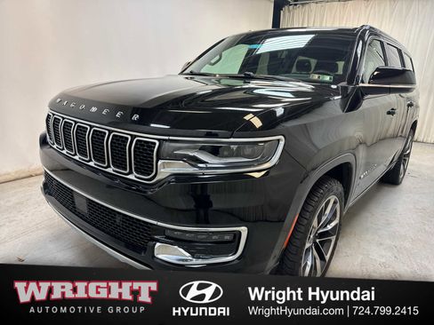 Used 2022 Jeep Wagoneer Series III w/ Premium Group I image 3