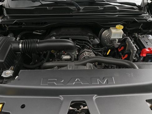 Used 2019 RAM 1500 Big Horn image 9