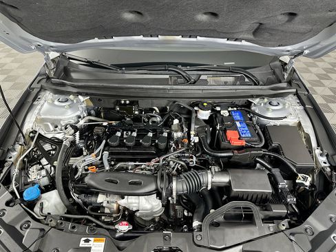 Used 2025 Honda Accord LX image 30