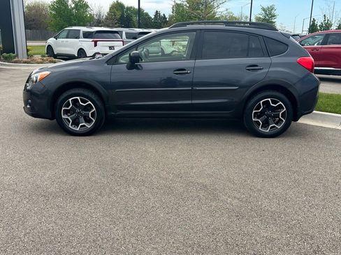 Used 2013 Subaru Crosstrek 2.0i Premium AWD/4WD image 3