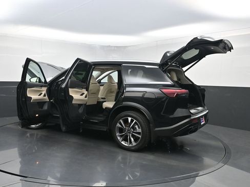 Used 2023 INFINITI QX60 Luxe w/ Cargo Package FWD image 41