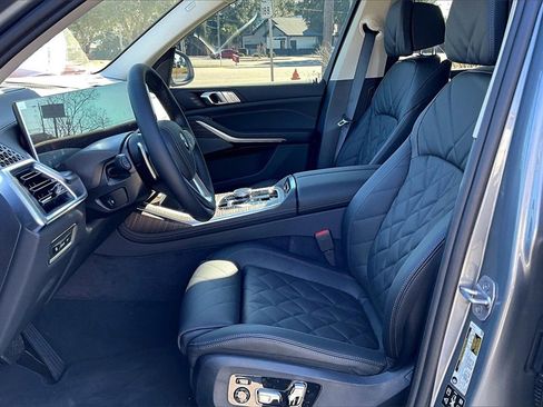 New 2026 BMW X7 xDrive40i image 8