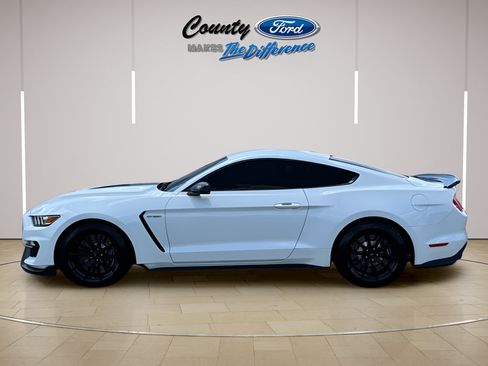Used 2017 Ford Mustang Shelby GT350 w/ Electronics Package RWD image 3
