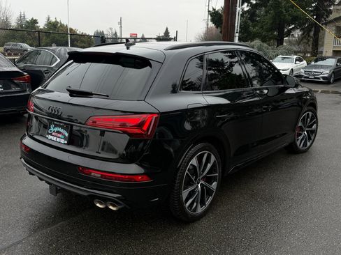 Used 2023 Audi SQ5 Premium Plus w/ Premium Plus Package image 9
