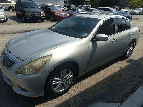 Used 2013 INFINITI G37 Journey w/ Premium Pkg RWD image 3
