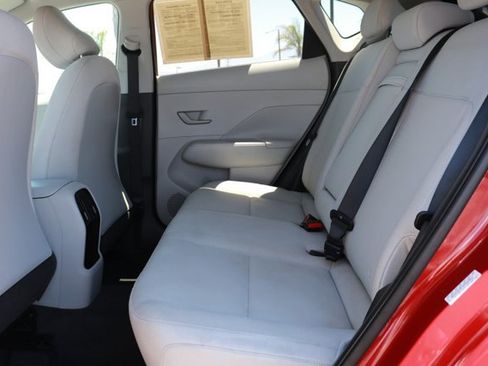 Used 2024 Hyundai Kona SEL FWD image 12