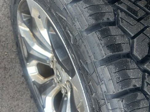 Used 2020 RAM 1500 Limited image 8