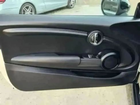 Used 2018 MINI Cooper 2-Door Hardtop FWD image 15