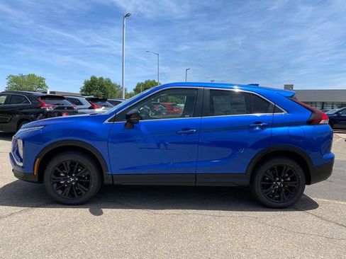 New 2026 Mitsubishi Eclipse Cross LE AWD/4WD image 2