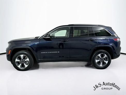 Used 2022 Jeep Grand Cherokee Limited 4xe AWD/4WD image 4