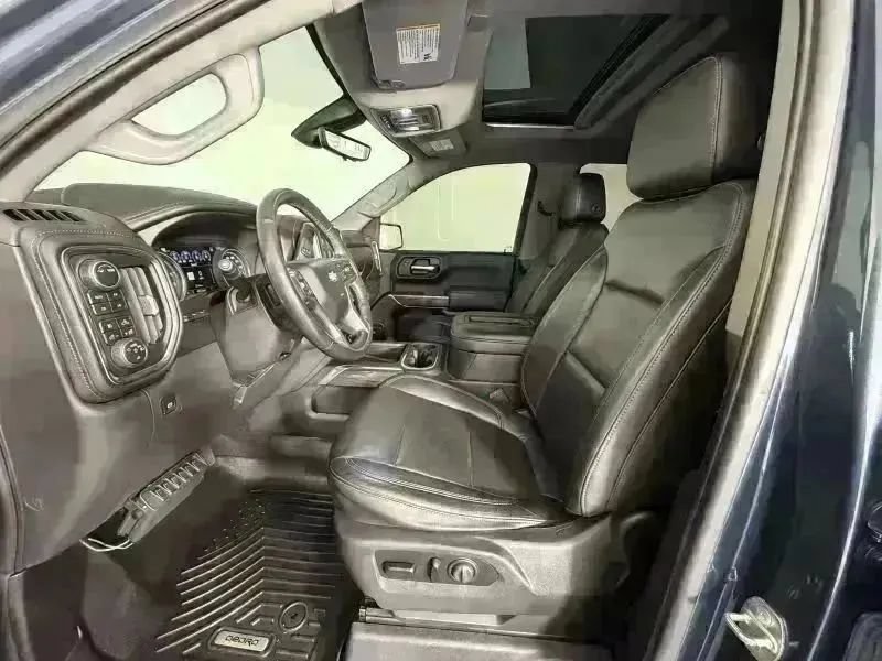 Used 2020 Chevrolet Silverado 1500 LTZ AWD/4WD image 20