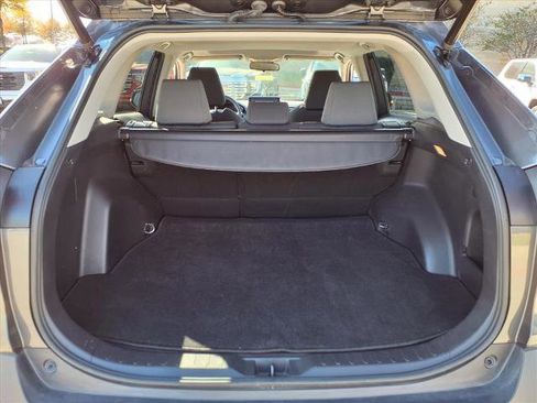 Used 2020 Toyota RAV4 XLE image 23