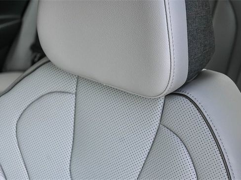 New 2026 Hyundai Elantra Limited image 25