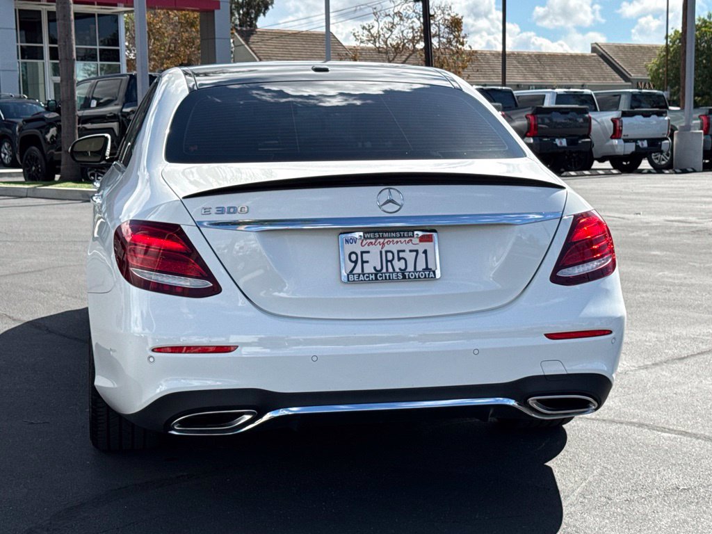 Used 2018 Mercedes-Benz E 300 image 9