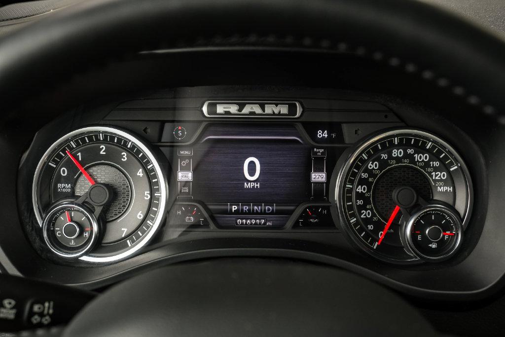Used 2023 RAM 1500 Laramie AWD/4WD image 28