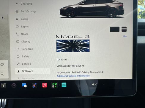 Used 2024 Tesla Model 3 Performance AWD/4WD image 15