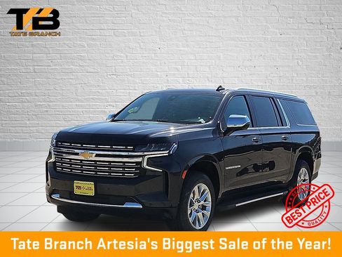 Used 2022 Chevrolet Suburban Premier RWD image 1