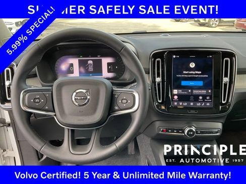 Certified 2023 Volvo XC40 B5 Plus w/ Protection Package Premier AWD/4WD image 24