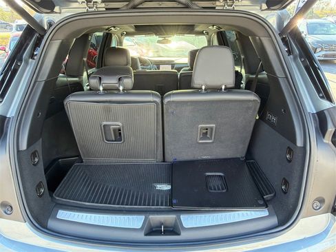 Used 2024 Cadillac XT6 Sport image 18