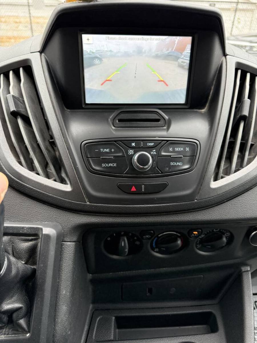 Used 2017 Ford Transit 150 XL RWD image 23