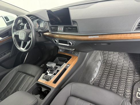 Used 2023 Audi Q5 2.0T Premium w/ Convenience Package AWD/4WD image 11