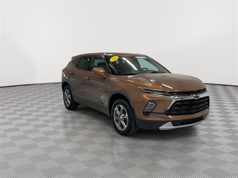 Certified 2023 Chevrolet Blazer LT w/ Driver Confidence Package image 2