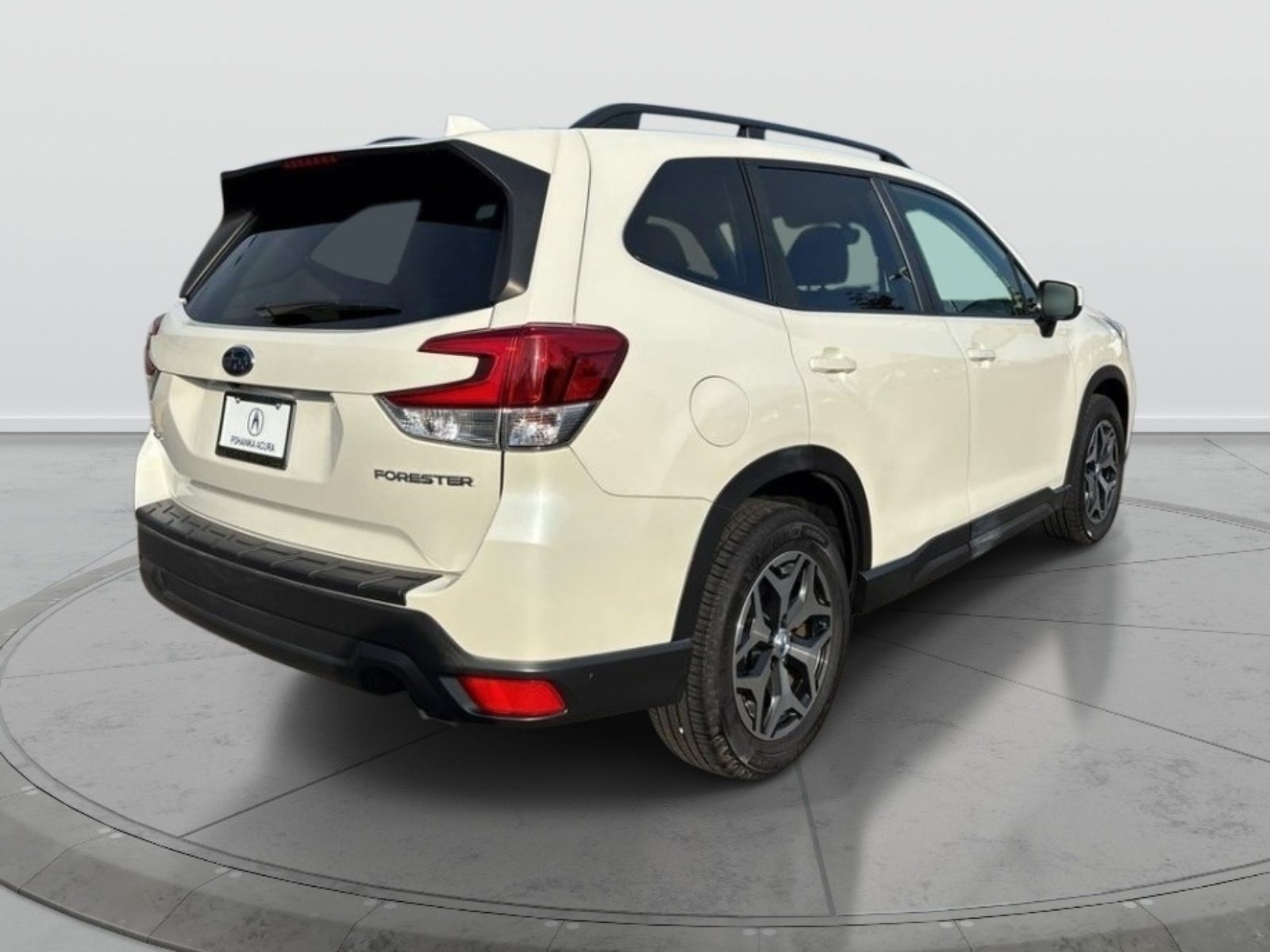 Used 2019 Subaru Forester Premium w/ All-Weather Package AWD/4WD image 7