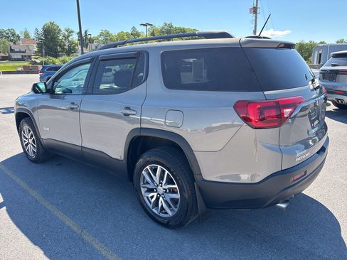 Used 2019 GMC Acadia SLE w/ Driver Alert Package I AWD/4WD image 4