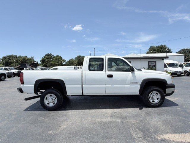 Used 2007 Chevrolet Silverado 2500 W/T RWD image 4