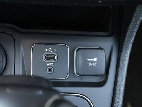 Used 2021 Jeep Cherokee Latitude Lux w/ Comfort/Convenience Group AWD/4WD image 27