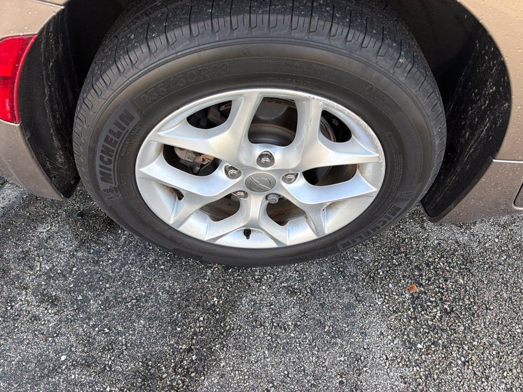 Used 2018 Chrysler Pacifica Touring-L Plus FWD image 8