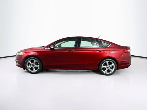 Used 2013 Ford Fusion SE FWD image 4