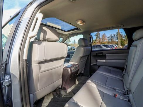 Used 2018 Toyota Sequoia SR5 image 32