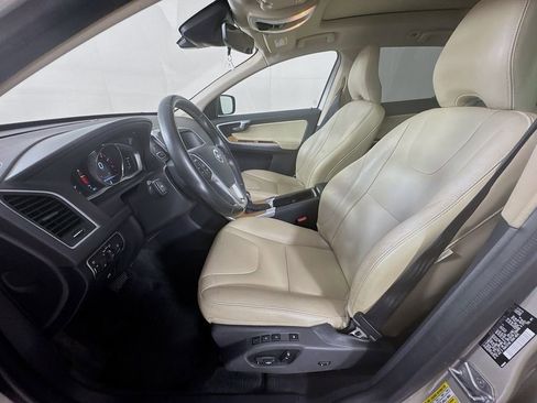 Used 2017 Volvo XC60 T6 Inscription w/ Preferred Option Package image 24