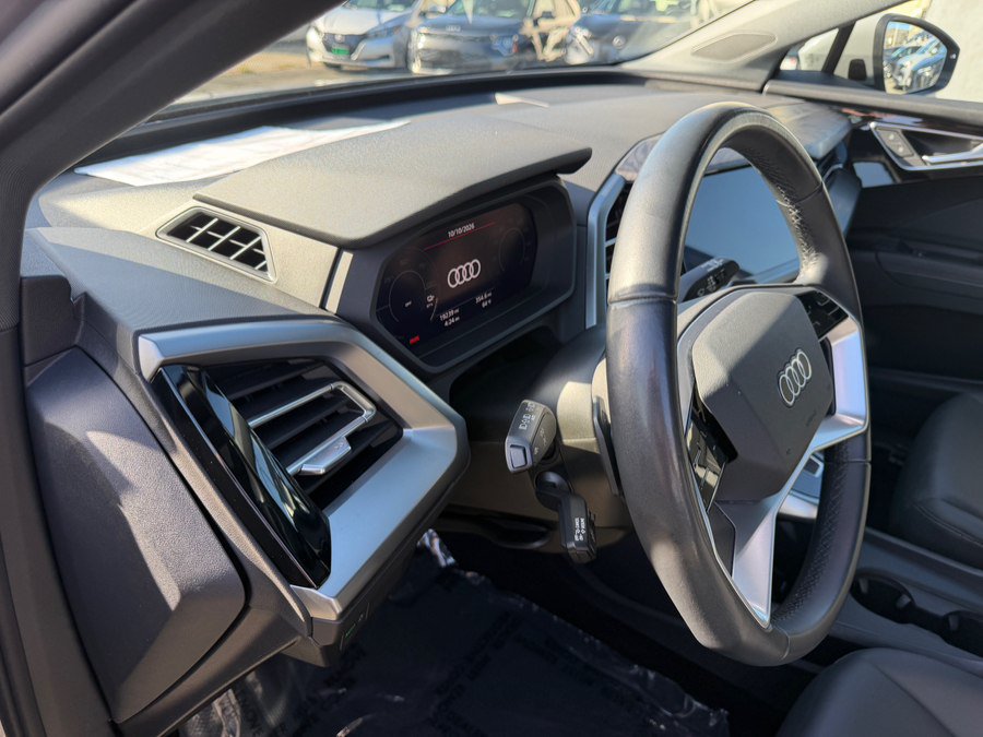 Used 2024 Audi Q4 e-tron Premium Plus w/ Premium Plus AWD/4WD image 10