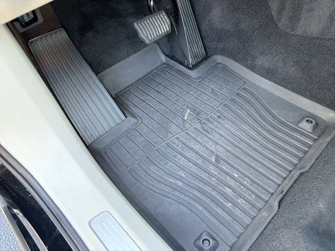 Certified 2023 Volvo XC90 B6 Plus w/ Protection Package Premier image 17