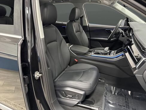 Used 2023 Audi Q7 3.0T Premium Plus w/ Premium Plus Package image 31