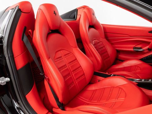 Certified 2021 Ferrari F8 Tributo image 64